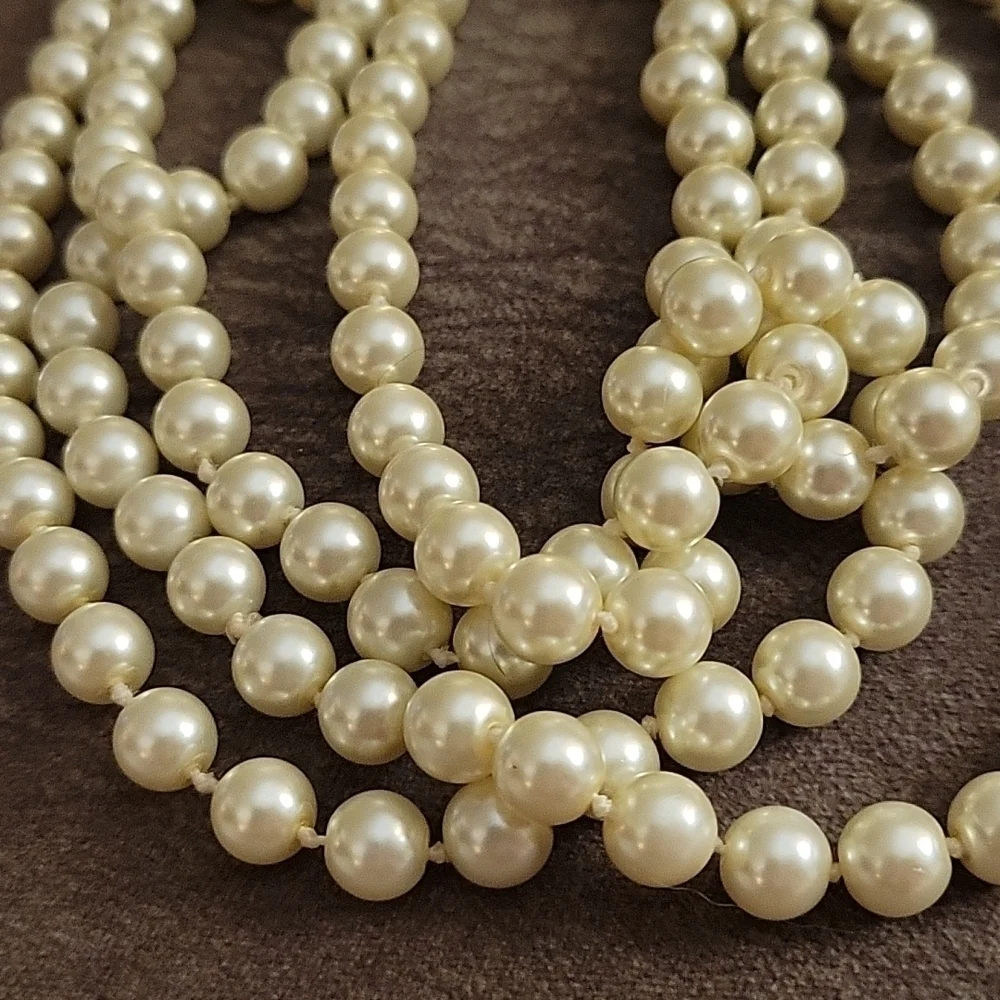 Vtg Creamy Yellow Glass Pearl Knot Beaded Lariat Flapper Necklace